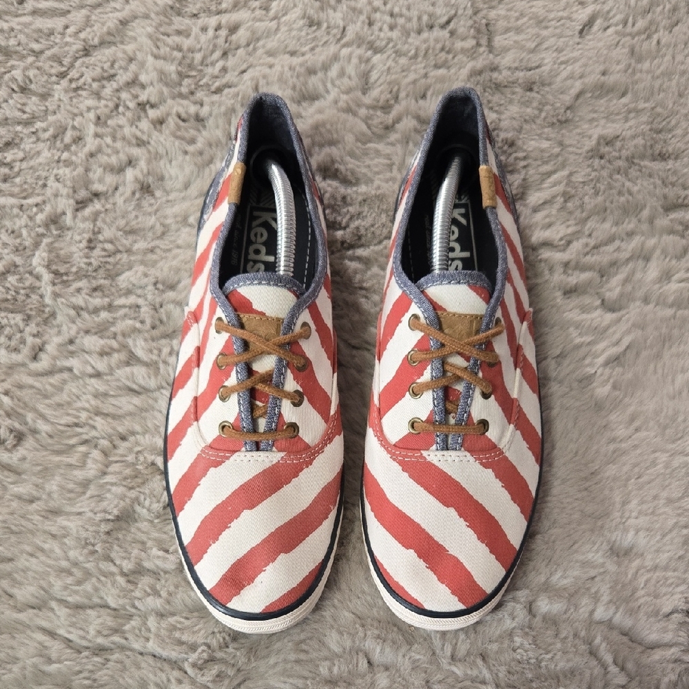 Keds Champion Patriotic canvas lace-up sneakers size 9